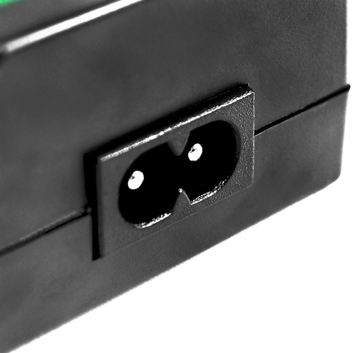 Carregador Compacto P/Bateria Li-Po L1P1 - QGK