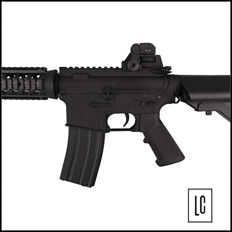 Rifle-Airsoft-M4A-1RIS-CQB-Full-Metal-6mm-Cyma