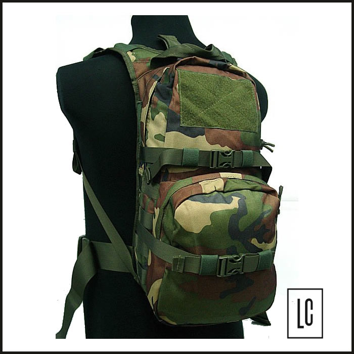 Mochila Tática Hidratação 3 Litros - 600DD - Woodland