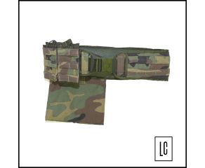 cinto-tatico-emerson-porta-magazine-woodland