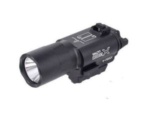 Lanterna para Pistola Tática Surefire X300 Ultra Trilho 22mm