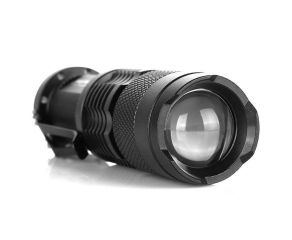 Lanterna Tática 250 Lumens LED Q5 Recarregável