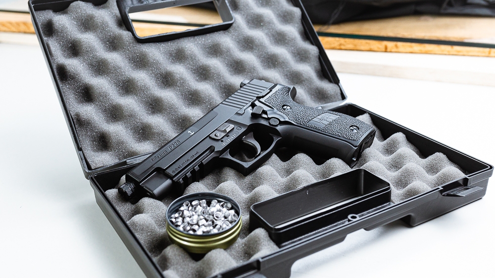 Pistola realista P226 Sig Sauer