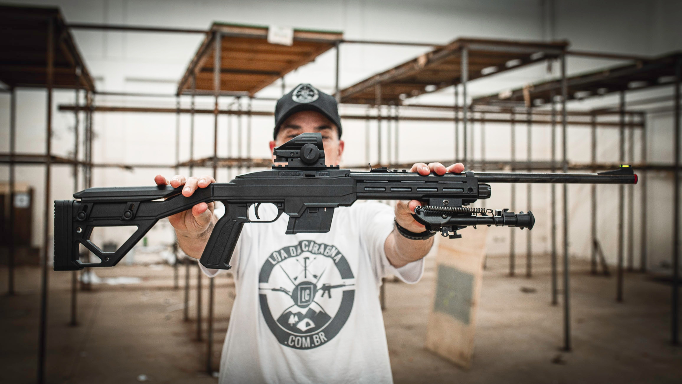 Crosman 1077 - detalhes na mão