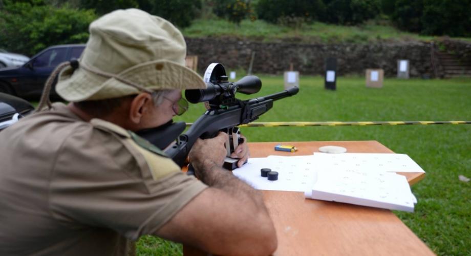 atleta de field target em competição