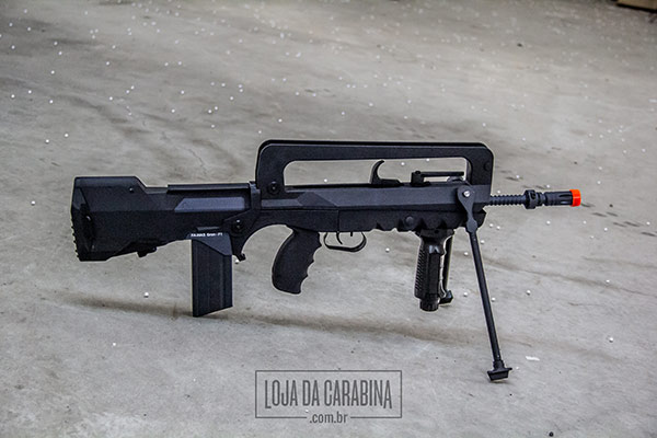 Airsoft Famas F1 Cybergun
