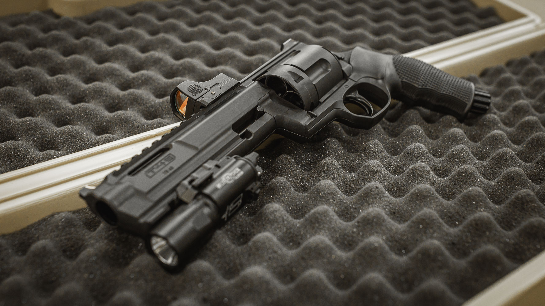 T4E TR 68 umarex - com lanterna