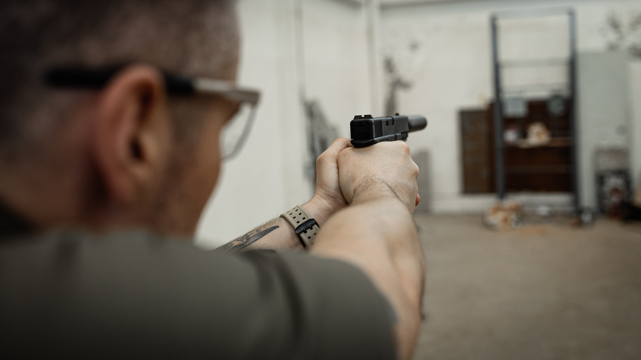 rossi g17 magnum 6mm - miras na posição de tiro