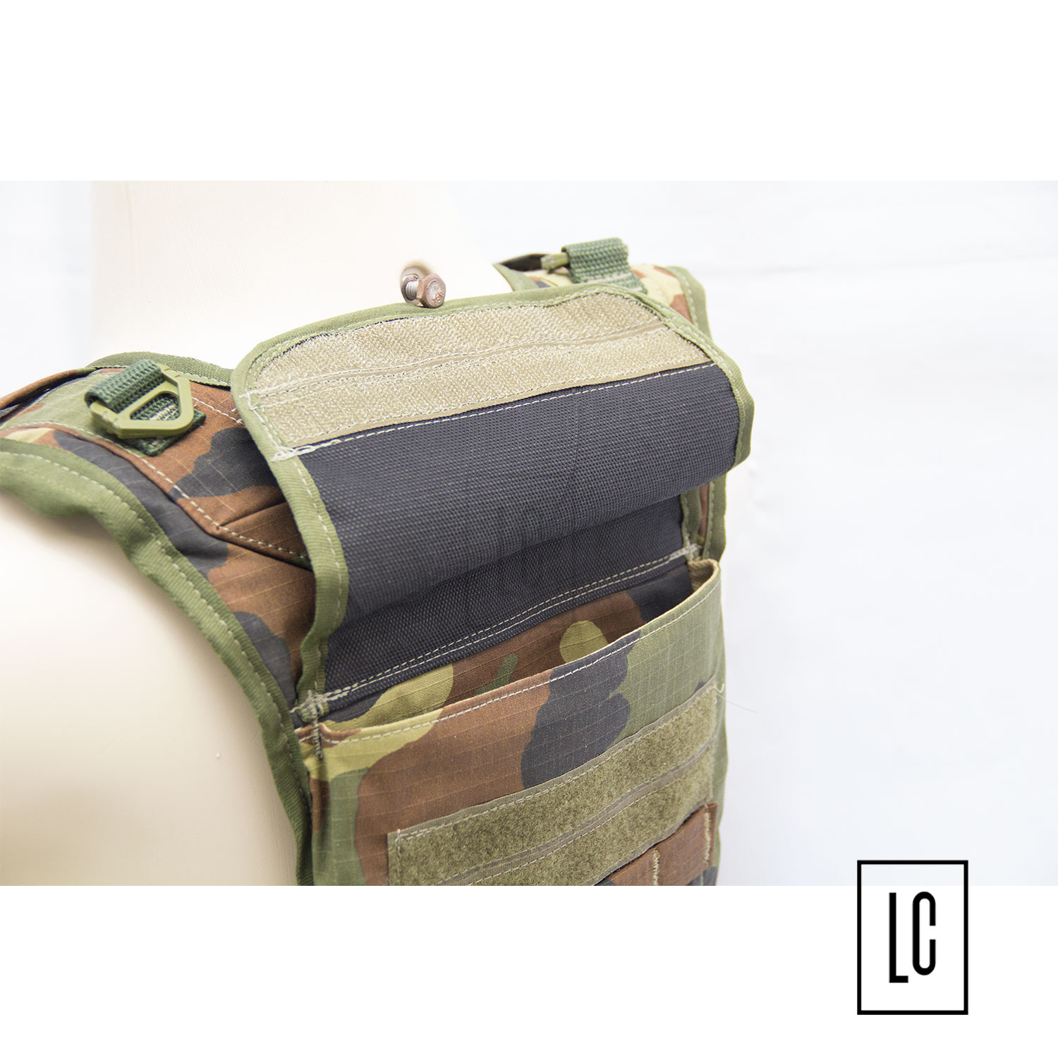 Colete Suspensório Tático com Camelbak - Woodland 